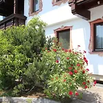 Roemerhof-1 By Interhome Apartmán *